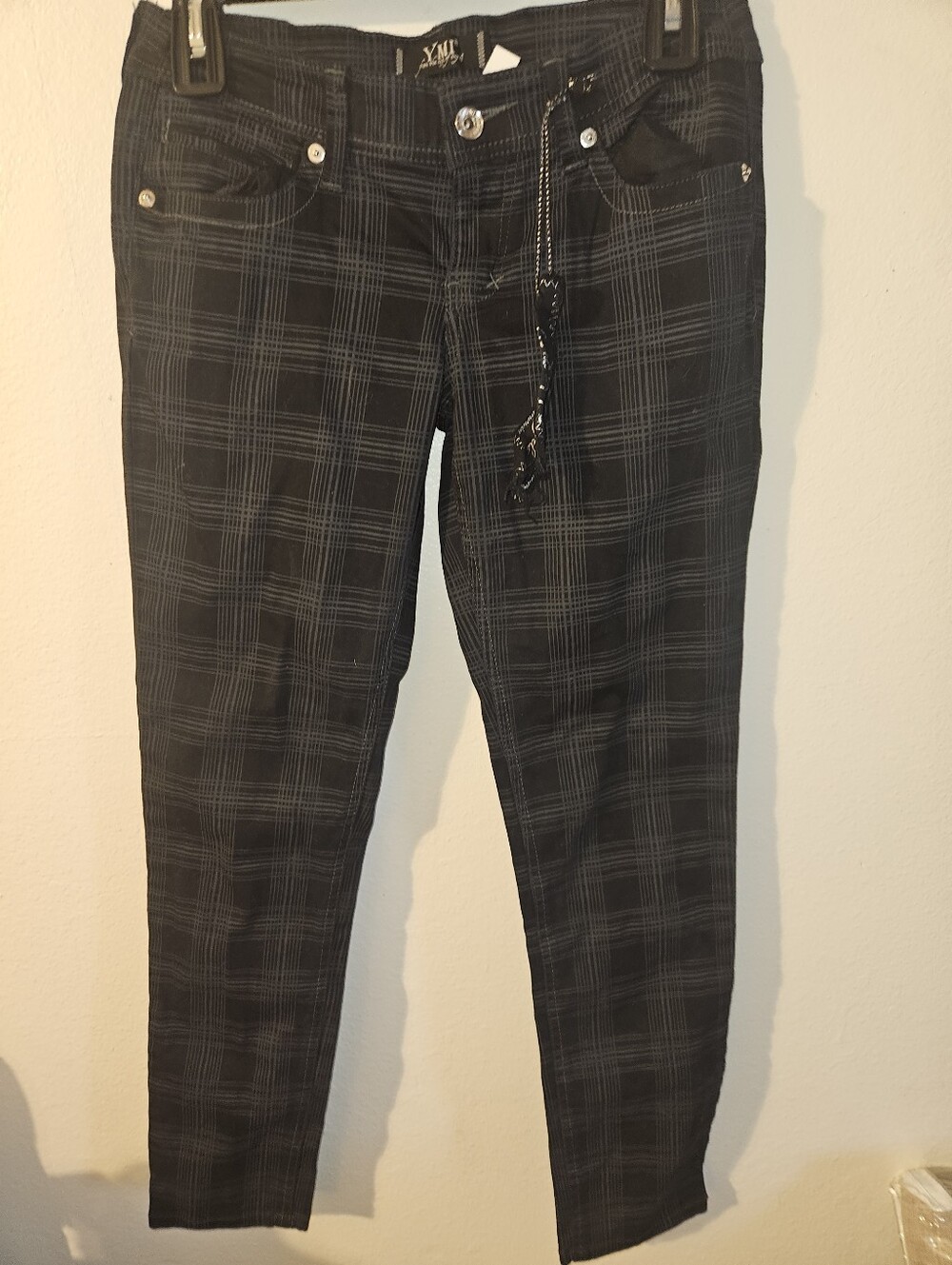 YMI Juniors Black Pants Size 7